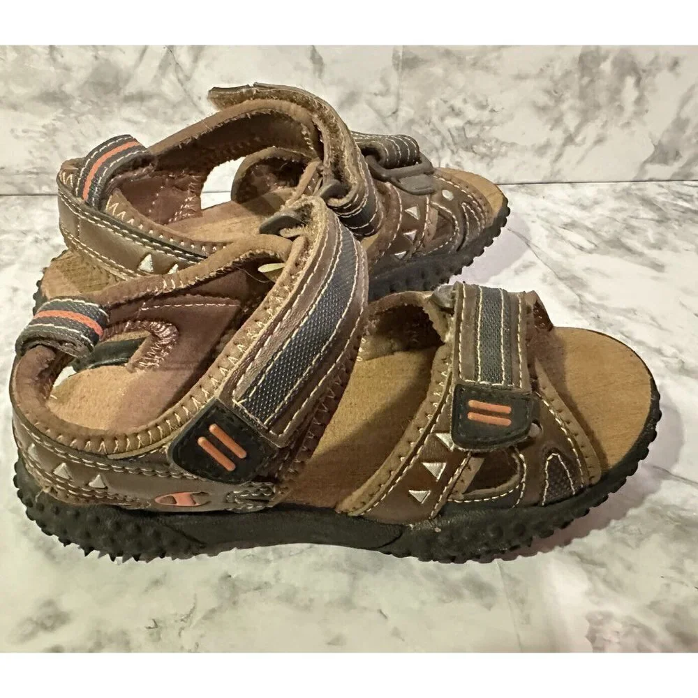 Champion boys brown